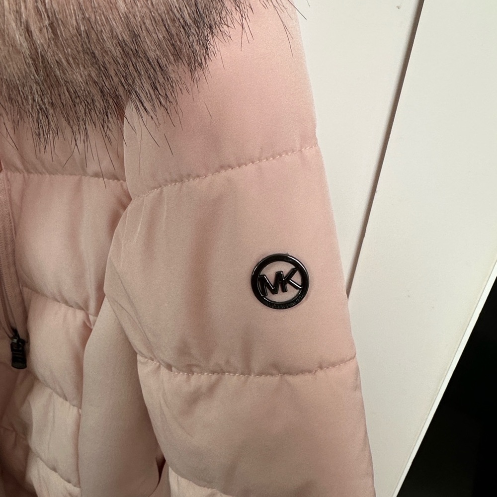 Michael Kors Belted Pink Puffer Coat - Picture 5 of 7